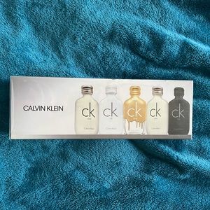 Calvin Klein sample set (5)